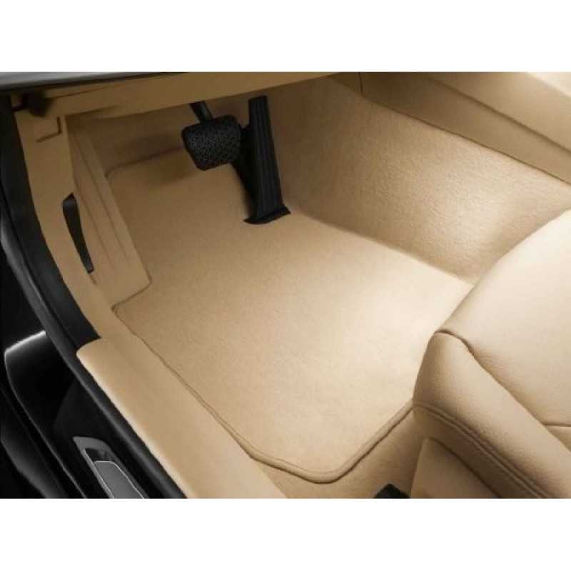 TAPIS VOITURE BMW serie 1 E81 3 portes