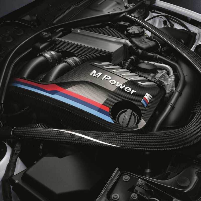 Cache moteur BMW M Performance en carbone pour BMW M4