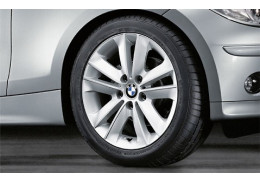 BMW Jante en alliage 1/ E81/ E82/ E87/ E88/ en V 217/ dans 18/ pouces pour arri/ère de rayon