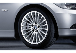 Jante Style 187 à rayons radiaux pour BMW Série 3 E90 E91 E92 E93