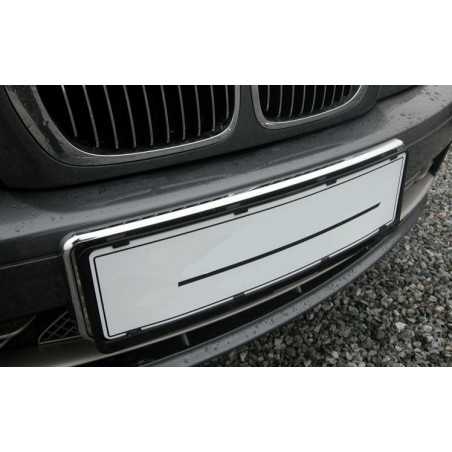 Cale de plaque d'immatriculation chromée pour BMW Série 3 E46 coupé.