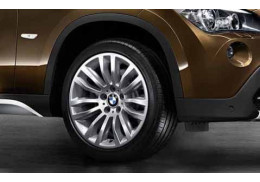 Jante Style 321 à rayons doubles pour BMW X1 E84