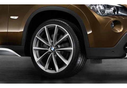 Jante Style 324 à rayons en V « Ferricgrey » pour BMW X1 E84