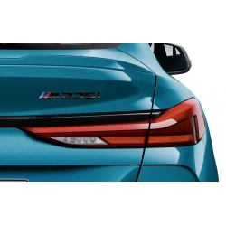 Logo de coffre Noir M235i...