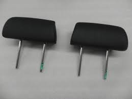 Appuie-tête arrière en cuir (coté gauche et droit) pour BMW X5 E70