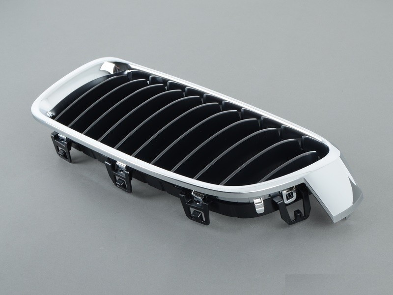 Grilles de calandre finition "Basis" (coté au choix) pour BMW Série 3 F30 F31