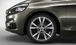 Jante en alliage leger 18" style 484 a rayons en v pour BMW Série 2 Active Tourer (F45)