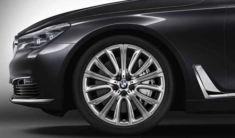 Jante 20" style 646 à rayons en W, polies pour BMW Série 7 G11 G12