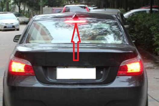 Troisième feu stop arrière pour BMW Série 5 Berline E60