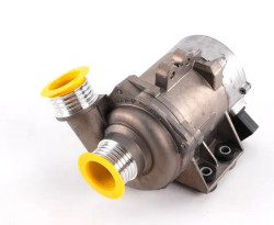 Pompe à eau électrique (avec vis alu) pour BMW Série 3 E90 E91E92 E93 ( pour 323i / 325i / 328i et 330i uniquement) )