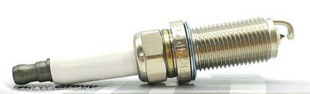 Bougie pour BMW Série 1 E81 E82 E87 E88