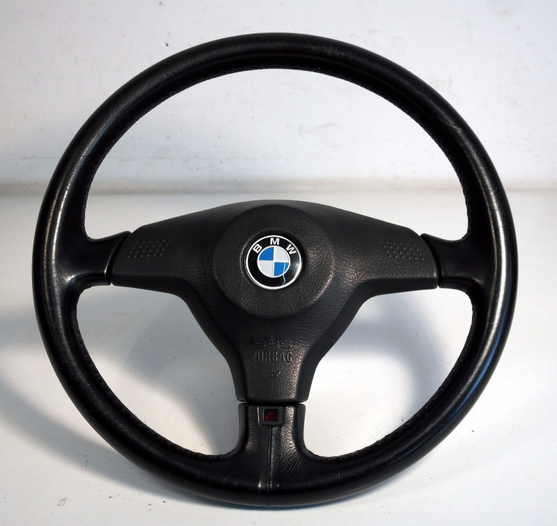 Volant sport SANS airbag en cuir pour BMW Série 8 E31