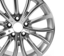 Jante 18" rayons polie brillant multiples style 454 pour BMW Série 5 F10 F11