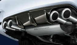 Système de silencieux BMW Performance avec embouts carbone (X4) pour BMW M3 F80 M4 F82 / F83