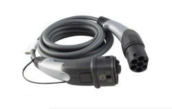 Câble de charge rapide 7kW 5 mètres (32A/ monophasé) pour BMW Série 5 G30 G60 G61 530e