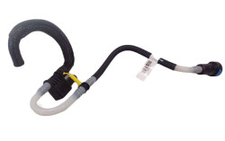 Conduite d'arrivée de carburant avec boitier 4-pol pour BMW Série 3 E90 E91 E92 E93 (320d uniquement)