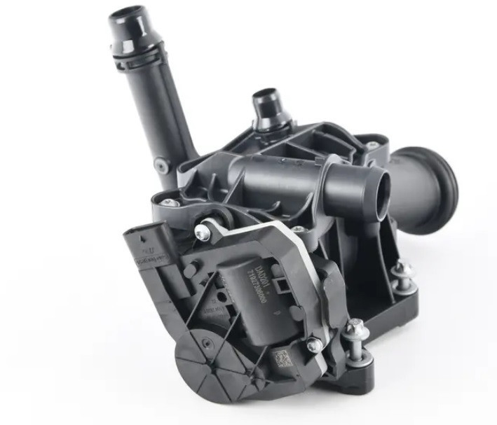Module de gestion thermique / pompe liquide refroidissement BMW Série 5 G30 G31
