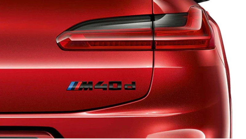 Logo de coffre noir "M40d" pour BMW X3 X4 X5 X6 X7