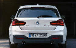 Feux arrière BLACK LINE pour BMW Série 1 F20 F21 LCI (à partir de 2015)