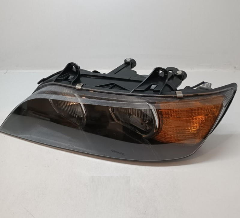 Projecteur avant (coté au choix) pour BMW Série Z3 E36