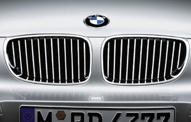 Paire grilles calandre chromées BMW Série 1 E81 E82 E87 E88