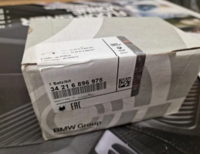 Kit plaquettes de freins arrière BMW avec palpeur d'usure Série 8 G14 G15 G16 Gran Coupé