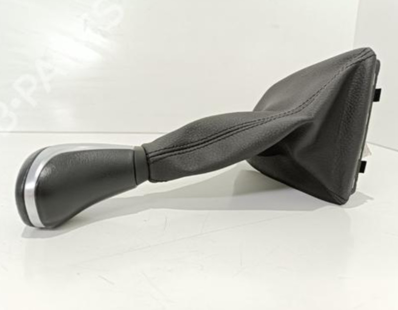 Pommeau de levier de vitesses cuir avec insert décoratif chromé (avec soufflet)  BMW Série 2 Active Tourer et Gran Tourer