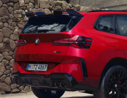 Becquet arrière noir brillant (M Performance) pour BMW X3 G45