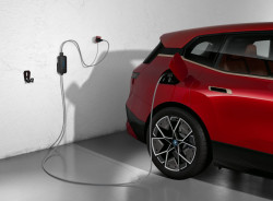 Fixation murale pour Flex.Fast Charger pour BMW Série 2 Active Tourer U06 (225xe / 230xe)