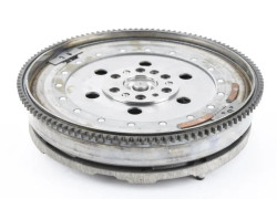 Volant moteur bi-masse pour BMW Série 5 E60 E61 (diesel uniquement)