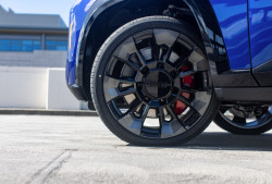 Jante 23" style 923M léger noir II pour BMW XM G09