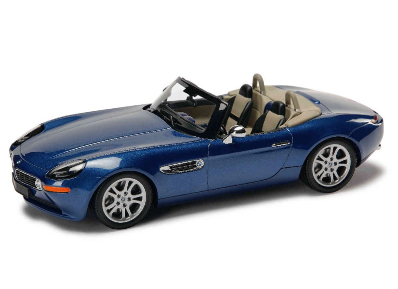 Miniature BMW Z8 Roadster 1:18