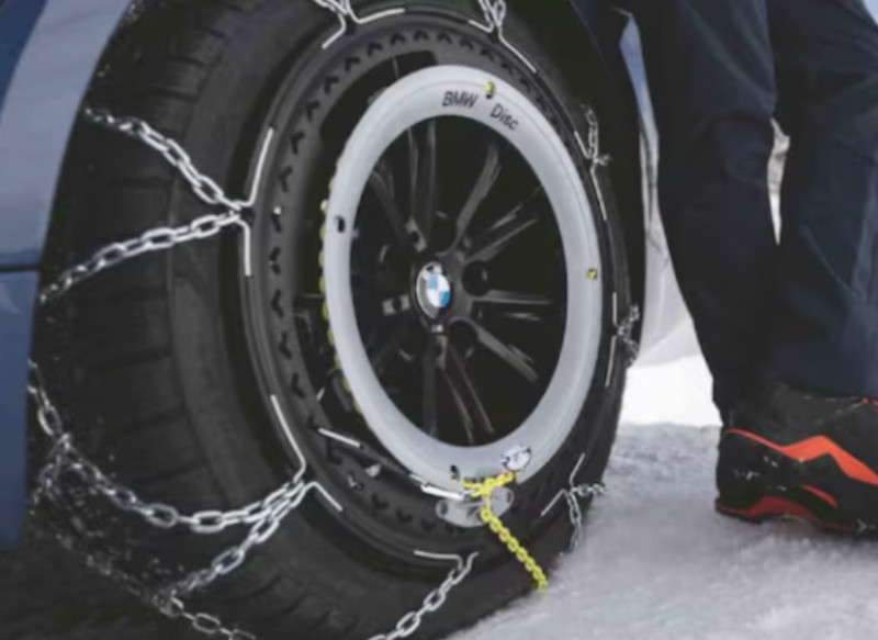 Chaînes neige Disc pour dimensions 225/55R17 245/45R18 et 245/40R19 pour BMW Série 6 F12 F13 F06 Gran Coupé