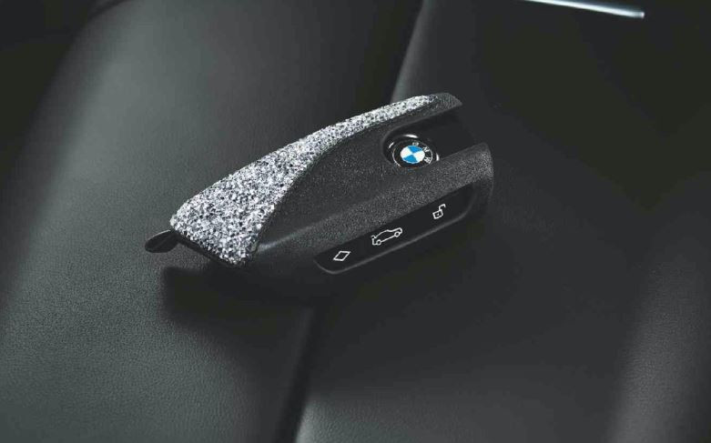 Etui de clé Crystal Clarity garni de cristaux de Swarovski BMW iX3 NA5