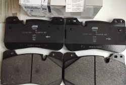 Plaquettes de freins avant avec témoin d'usure pour BMW X5M F95 X6M F96