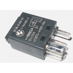 Relais K6 inverseur noir pour BMW Série 1 E81 E82 E87 E88 F20 F21