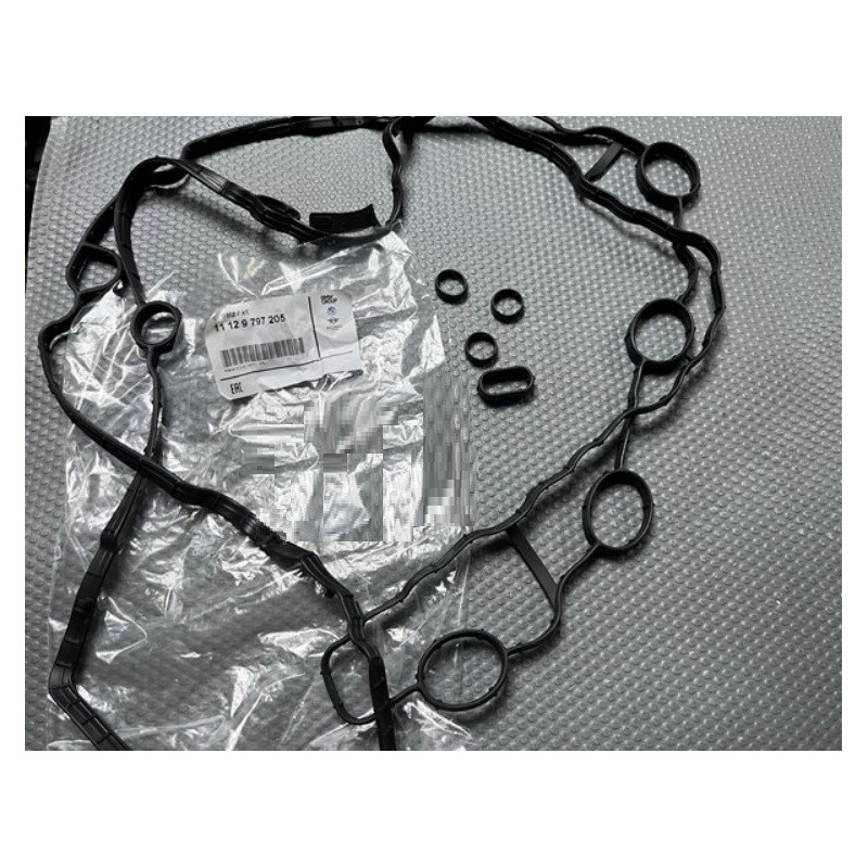 Jeu de joints, couvre culasse BMW X1 F48 X2 F39 X3 G01 X4 G02 X5 G05 X6 G06 Z4 G29 (essence uniquement)